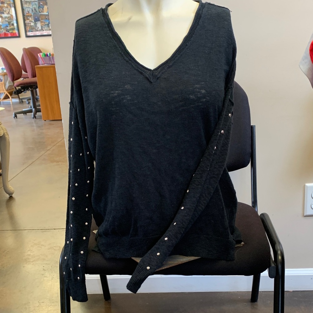 Rock & Republic Black V-Neck Studded Sleeve Sweater